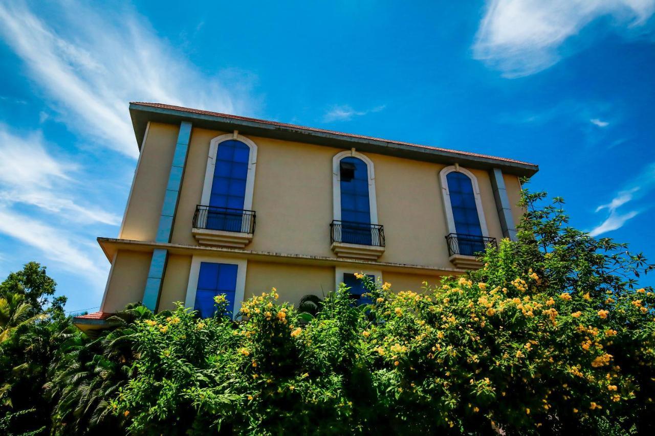 The Pentacon A Resort Canacona Exterior photo